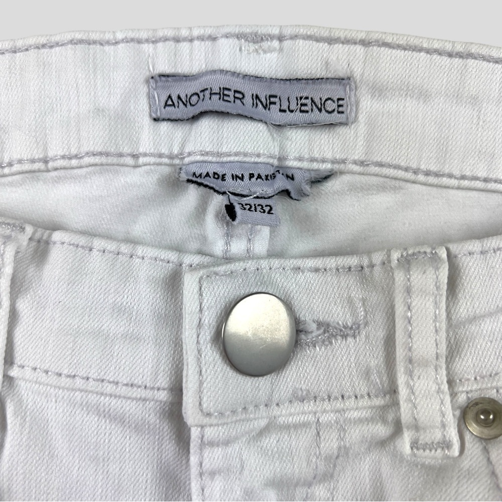 Another Influence White Denim Jeans - Picture 10 of 10